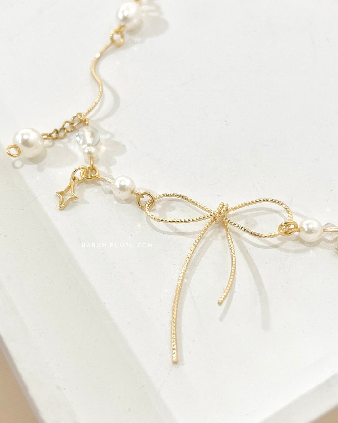 December 2023 Necklace of the Month by Harumiruuzu (Pre-order)